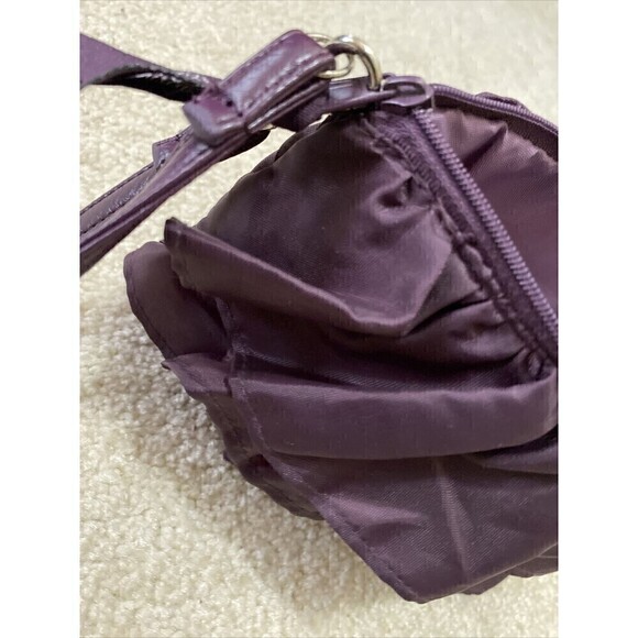 Thirty One Purple Ruffle Wristlet Plum Bag Handbag Clutch Wallet Nylon 608A - Picture 6 of 11